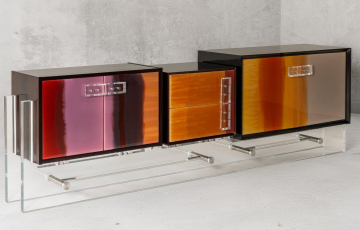 Draga & Aurel представили «драгоценную» мебель из смолы и стекла в Дубае